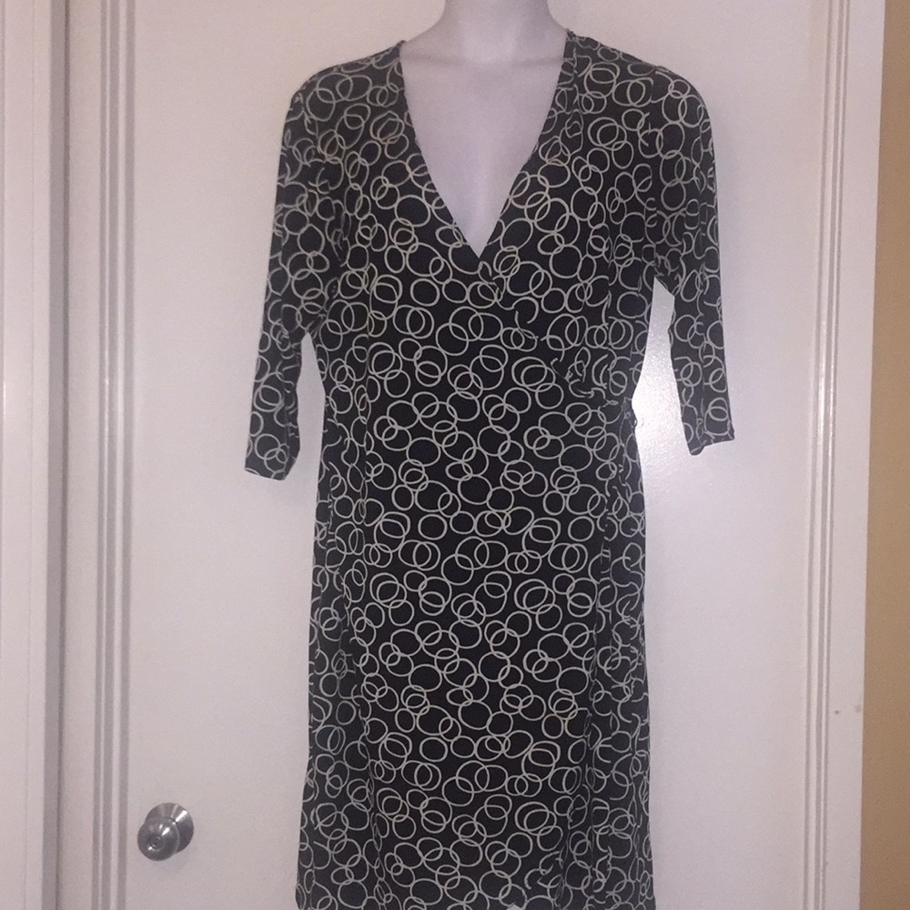 black & white circle wrapped dress size XL.